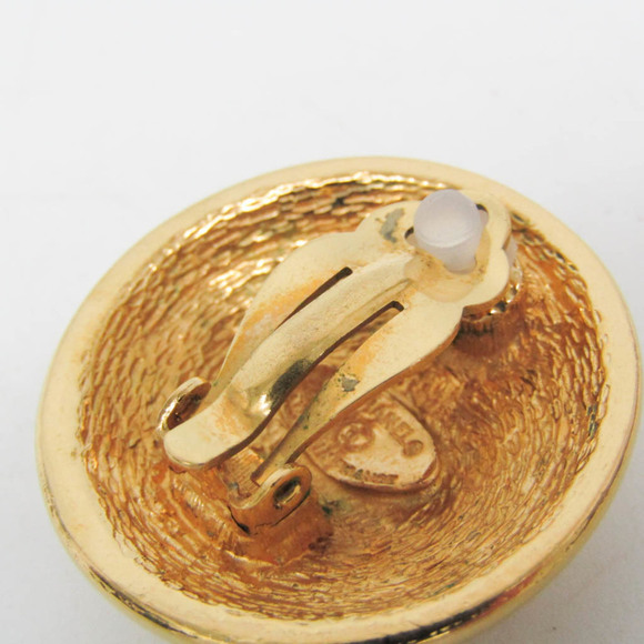 CHANEL Vintage Gold Logo Earrings - Picture 8 of 10